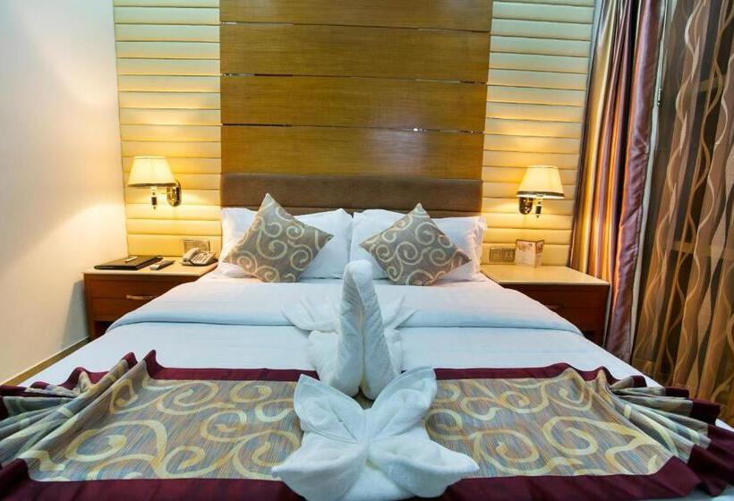 اتاق اجرایی, Fars Hotel & Resorts   Bar Buffet Pool Spa