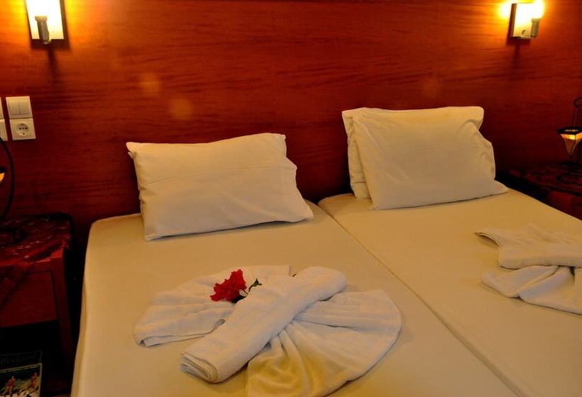 شقة غرفة واحدة, Haris Apartments