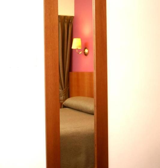 Номер Стандарт Трехместный, 15 De Mayo