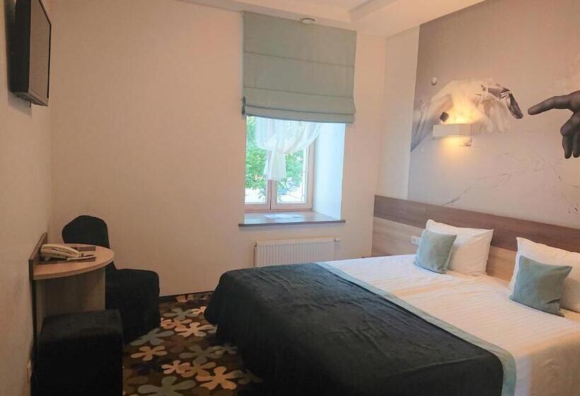 اتاق استاندارد, Algiro