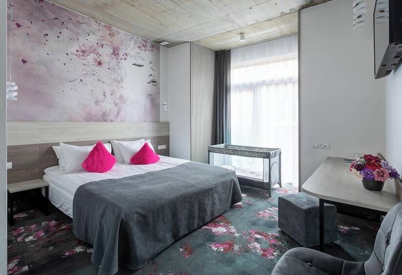 اتاق استاندارد, Algiro