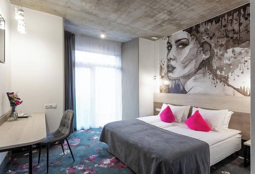 اتاق استاندارد, Algiro