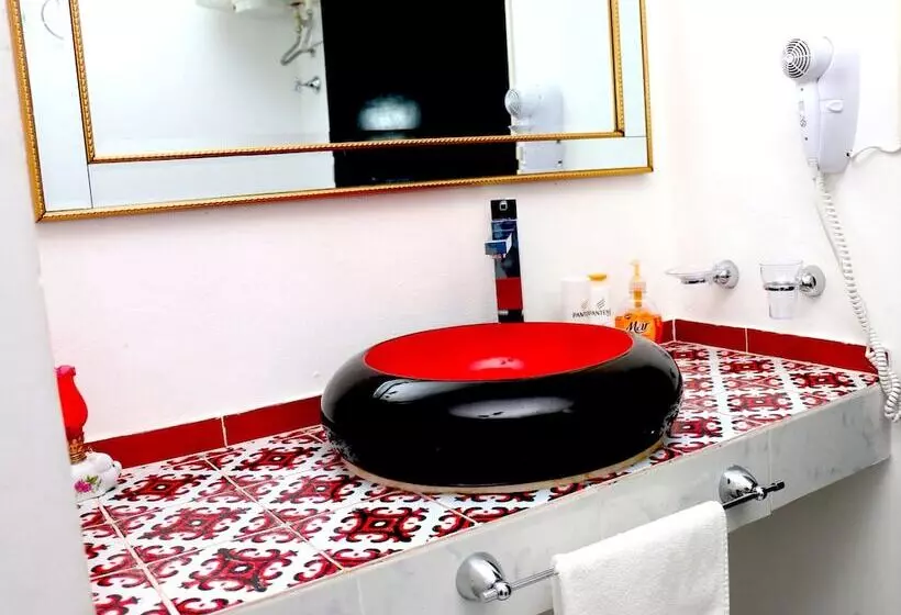 اتاق استاندارد, Arthaus Boutique