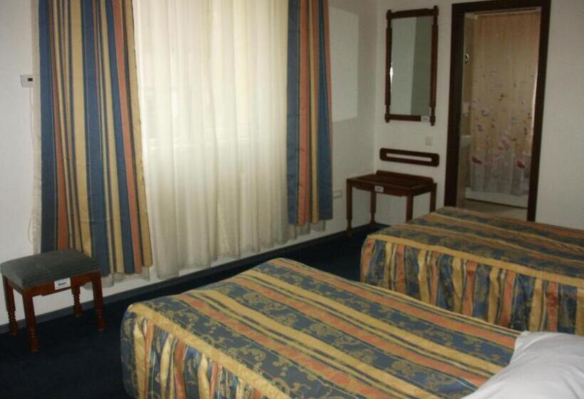 חדר סטנדרט, Astra