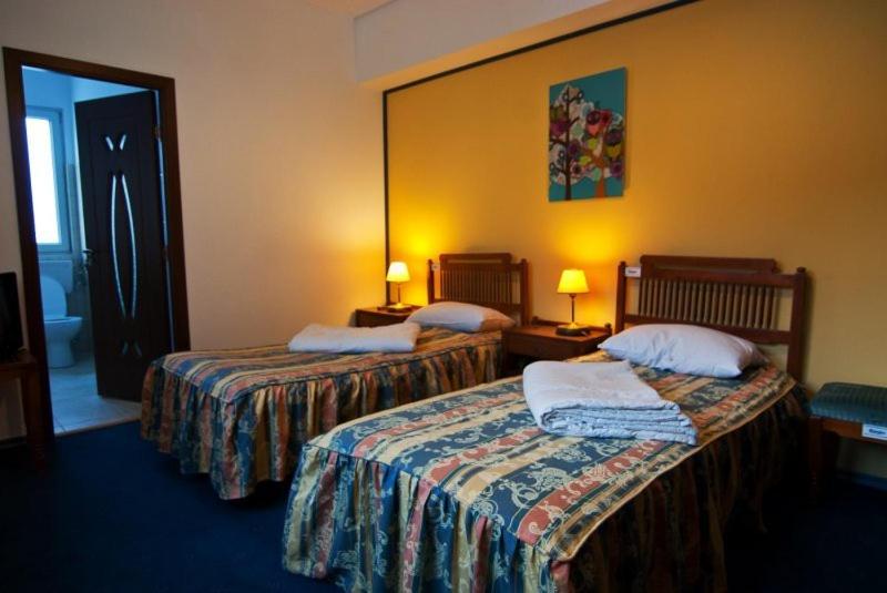 חדר סטנדרט, Astra