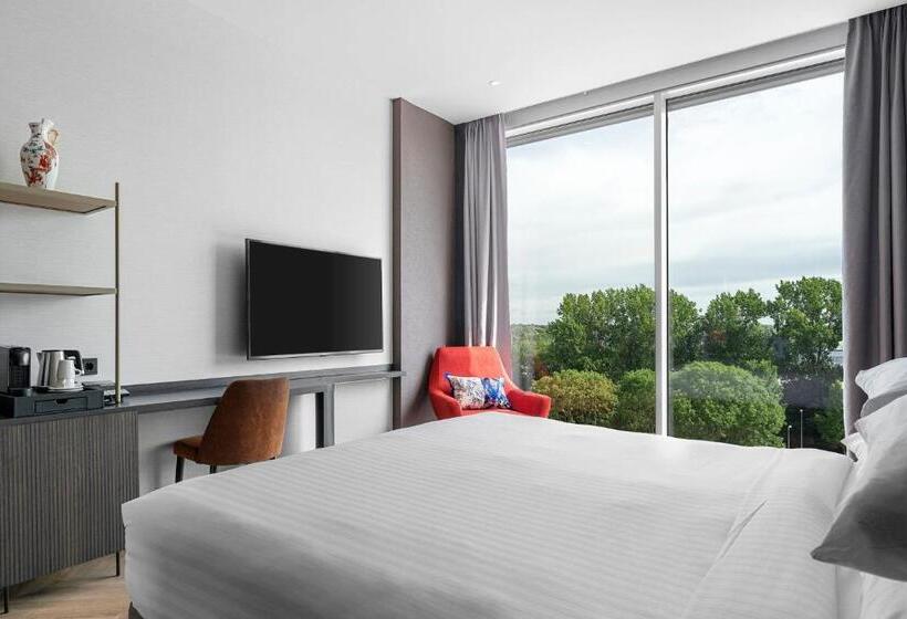 Standard Room, Corendon Amsterdam Newwest, A Tribute Portfolio