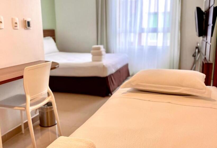 스탠다드 트리플 룸, Express Vieiralves