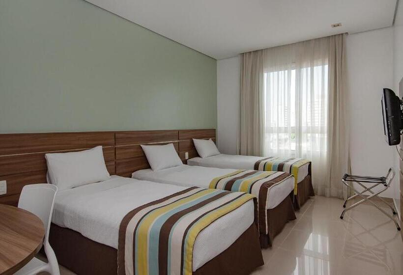 스탠다드 트리플 룸, Express Vieiralves