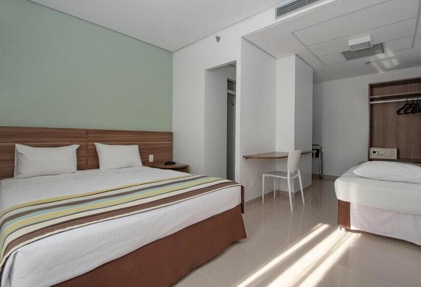 스탠다드 트리플 룸, Express Vieiralves