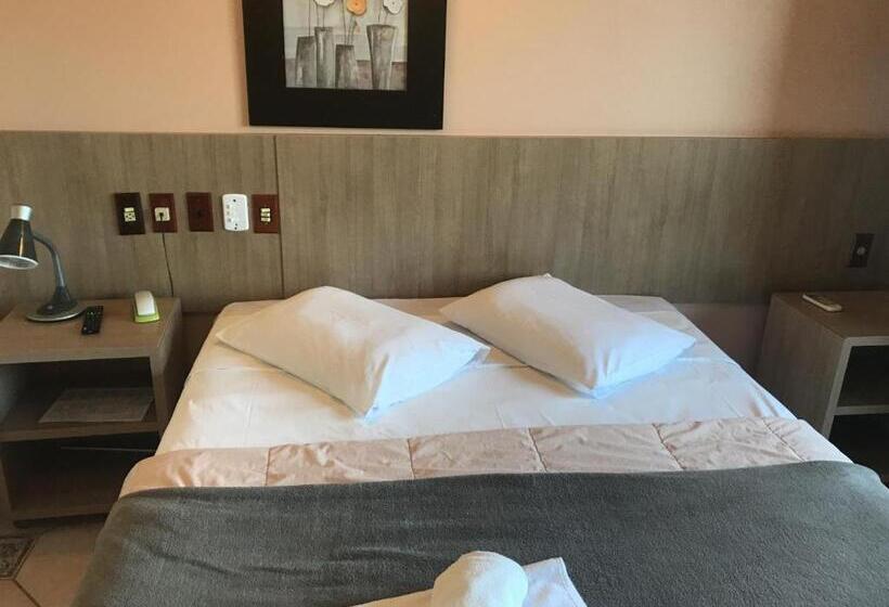 اتاق استاندارد, Ferrujao Pousada E Restaurante