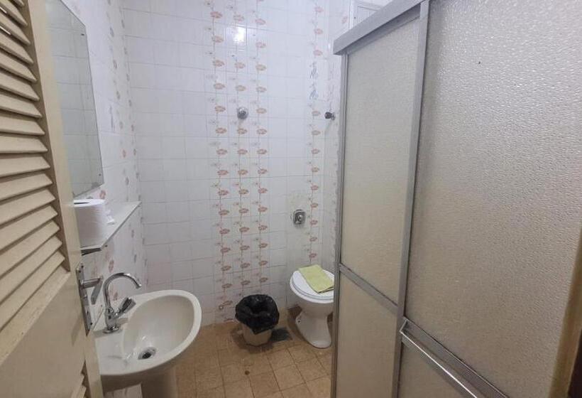 经济型三人房间, Hotur