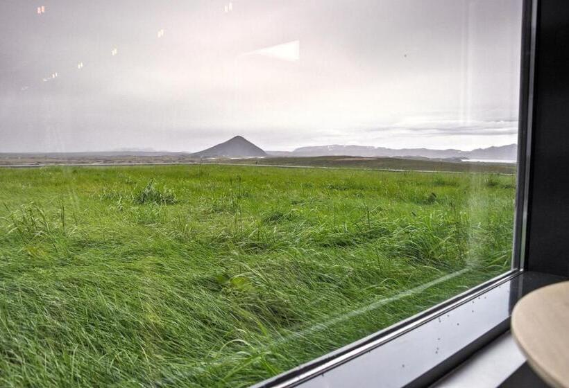 اتاق استاندارد با چشمانداز دریاچه, Laxa