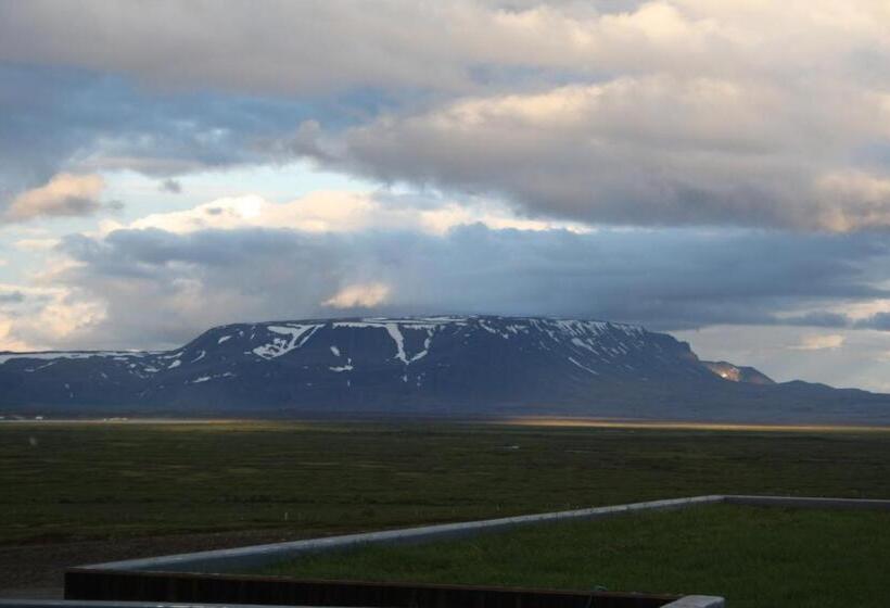 اتاق استاندارد با چشمانداز دریاچه, Laxa