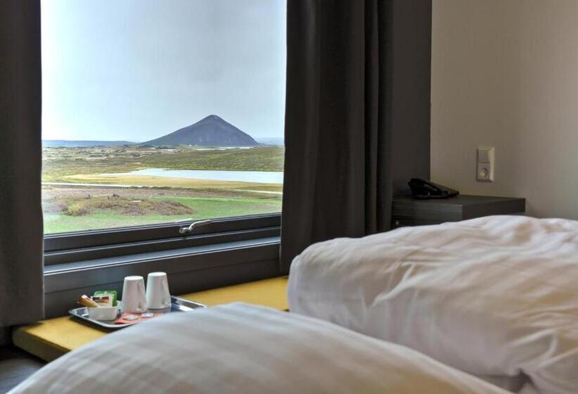 اتاق استاندارد با چشمانداز دریاچه, Laxa