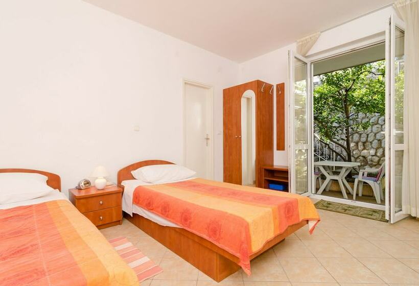 סטודיו סטנדרט עם מרפסת, Kusalo Apartments