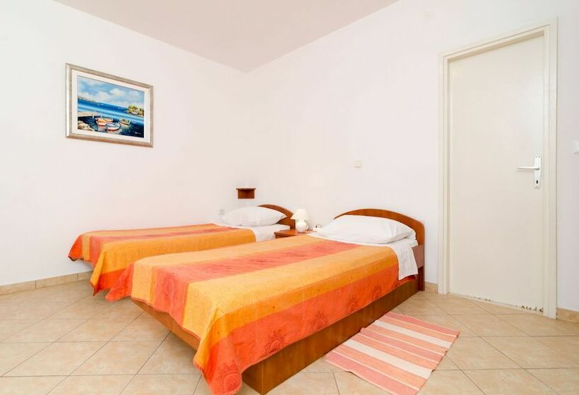 סטודיו סטנדרט עם מרפסת, Kusalo Apartments