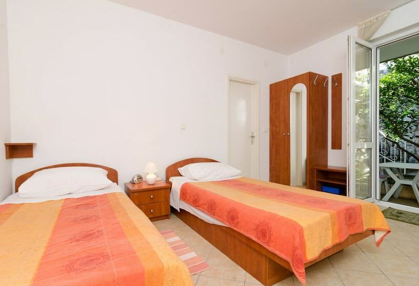 סטודיו סטנדרט עם מרפסת, Kusalo Apartments