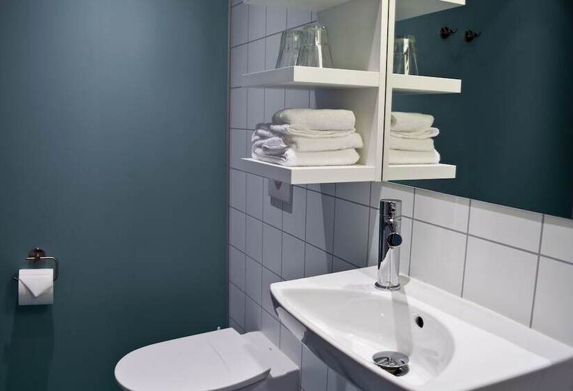 اتاق استاندارد, Laxa