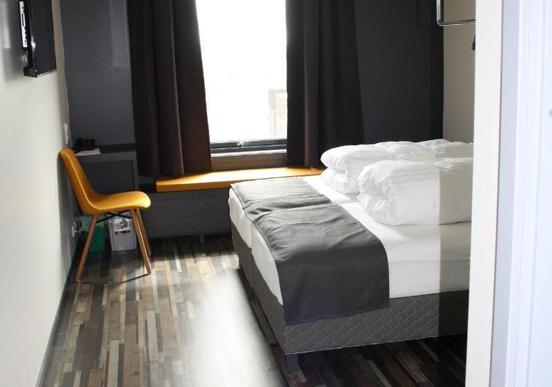 اتاق استاندارد با چشمانداز دریاچه, Laxa