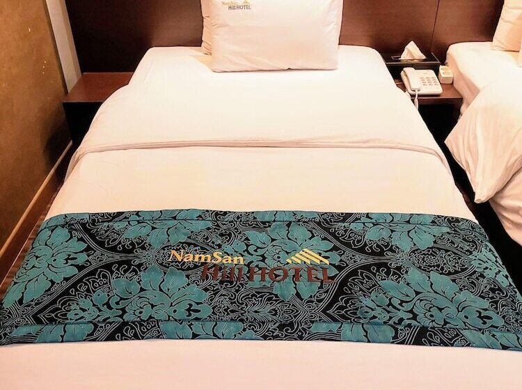 חדר סטנדרט, Namsan Hill