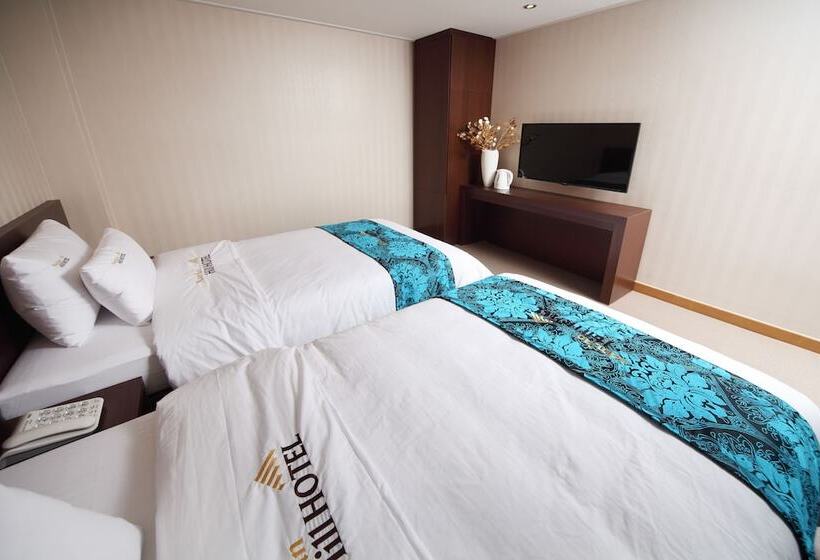 חדר סטנדרט, Namsan Hill