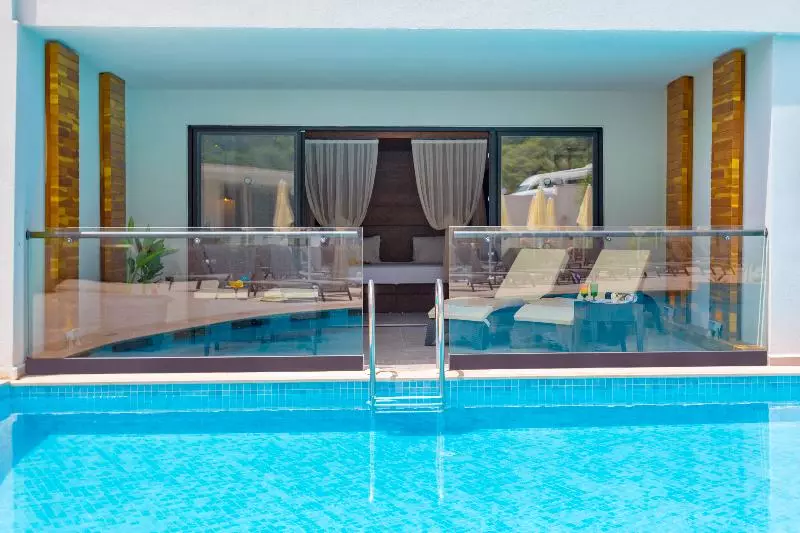 سوییت لوکس, Orka Sunlife Resort Hotel And Aquapark