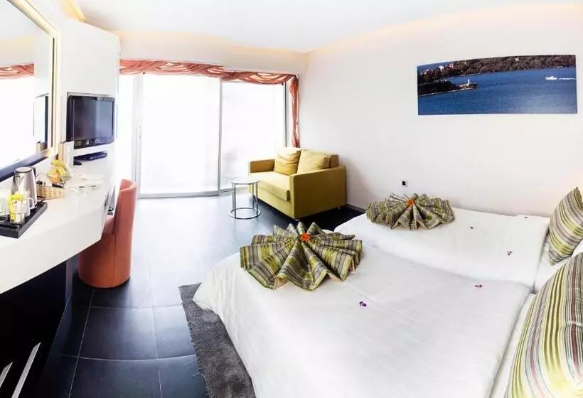 اتاق استاندارد چهار تخته, Orka Sunlife Resort Hotel And Aquapark
