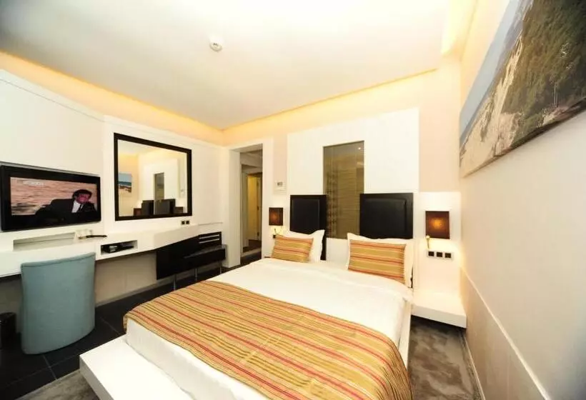 اتاق استاندارد با بالکن, Orka Sunlife Resort Hotel And Aquapark