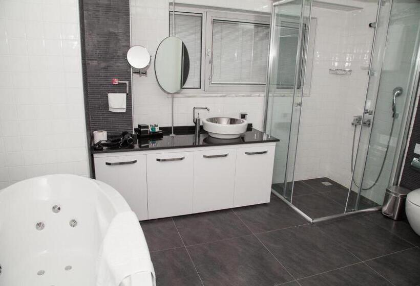 Вилла Deluxe 3 Спальни, Orka Sunlife Resort Hotel And Aquapark
