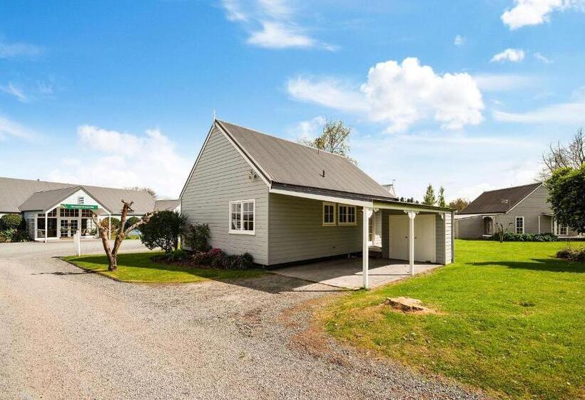 ویلای 2 خوابه, Huka Falls Resort