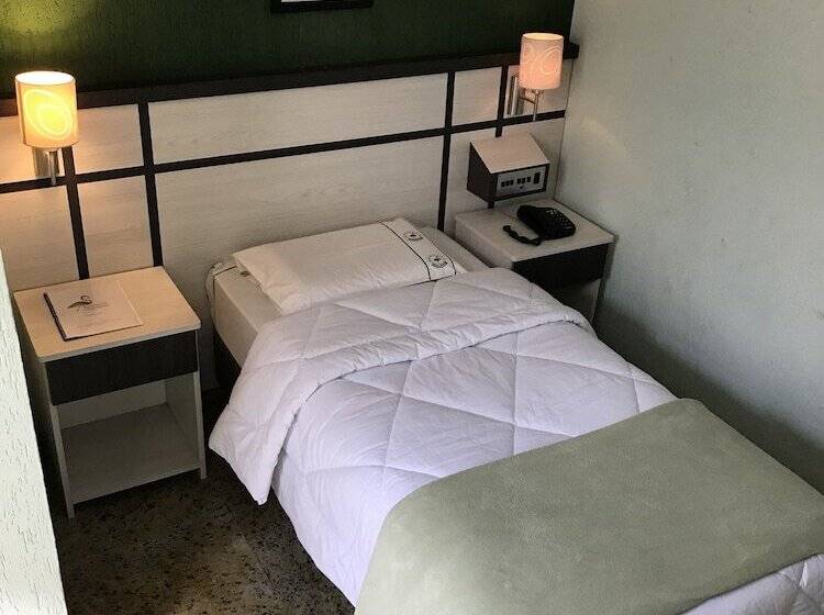 اتاق استاندارد یک نفره, Residencial Pantanal Santa Cruz