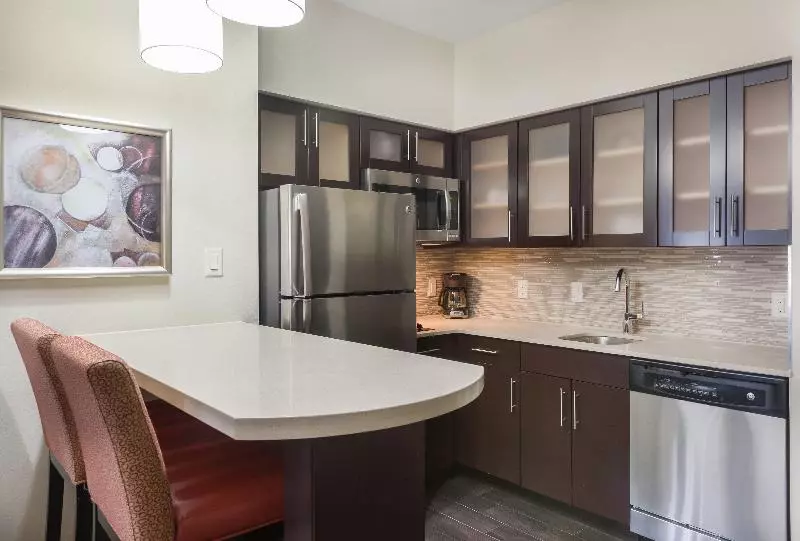 キングサイズベッドのスイートルーム, Staybridge Suites Houston I 10 West Beltway 8 By Ihg