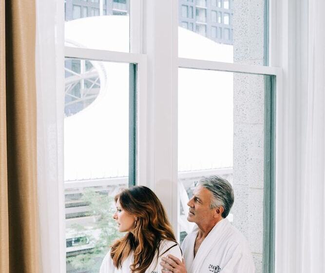 클래식 룸, The Crawford