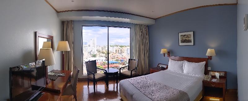 اتاق لوکس یک تخته, The Peninsula Chittagong Limited