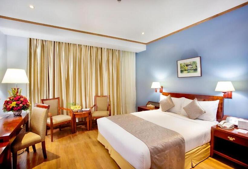 اتاق لوکس یک تخته, The Peninsula Chittagong Limited