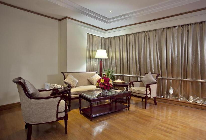 سوییت اجرایی, The Peninsula Chittagong Limited