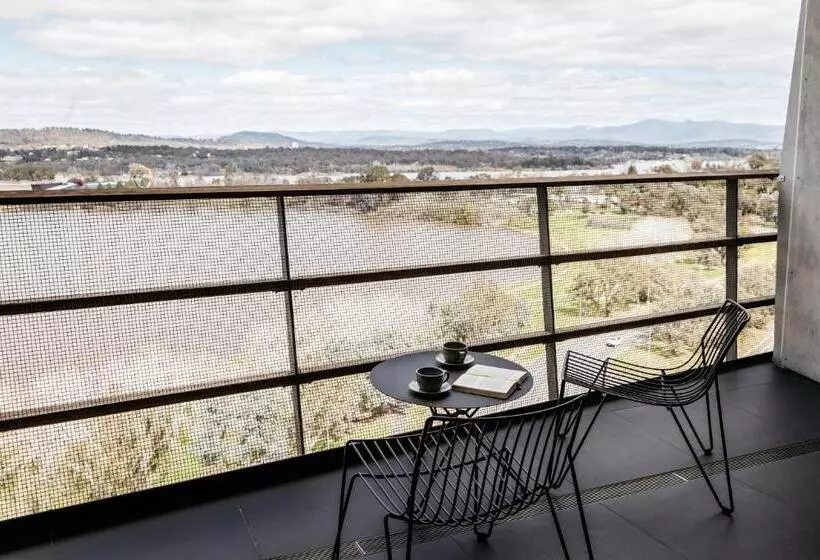 1 Bedroom Apartment Lake View, Nishi Apartments Eco Living By Ovolo
