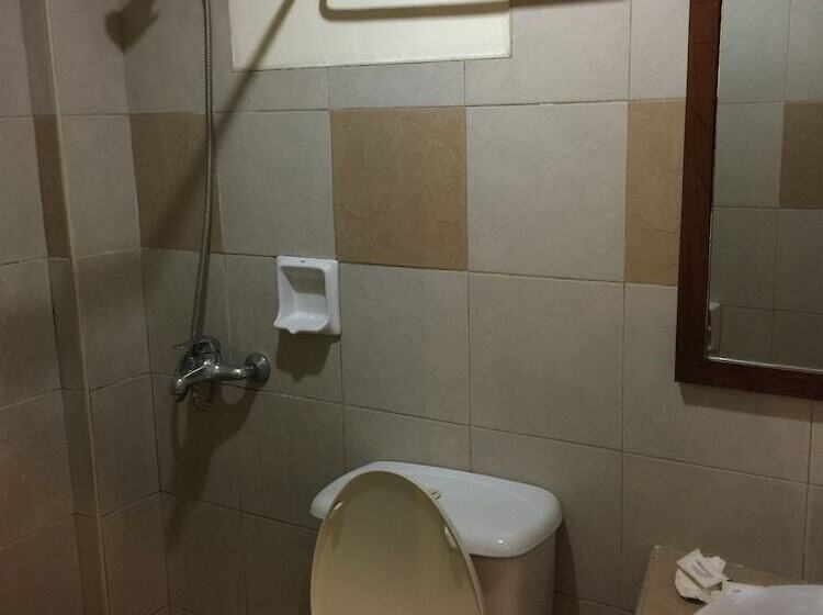 スタンダードルーム, Darunday Manor