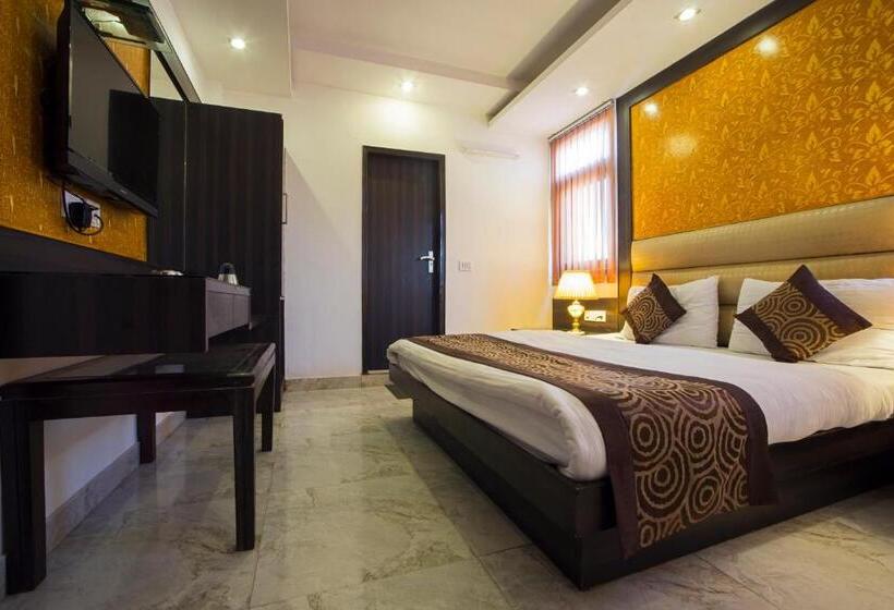 デラックスルーム, Shri Vinayak At New Delhi Railway Station By Rcg Hotels