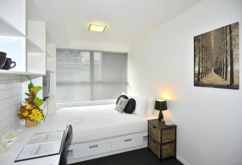 Студия Стандарт, Southwark Hotel & Apartments