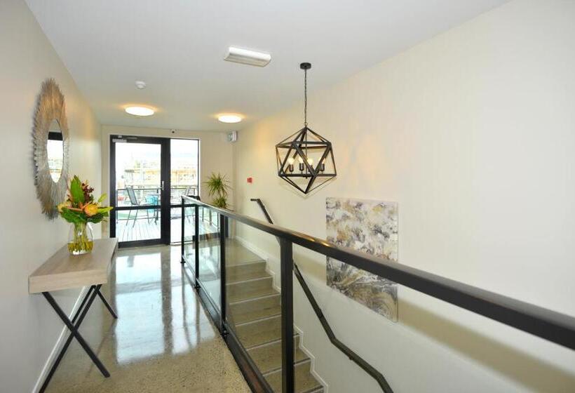 Студия Superior, Southwark Hotel & Apartments