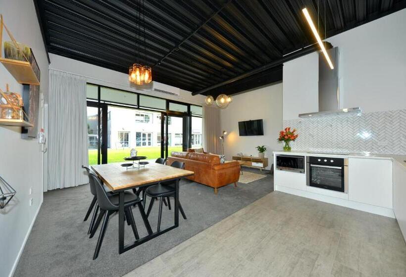 آپارتمان سوپریور 2 خوابه, Southwark Hotel & Apartments