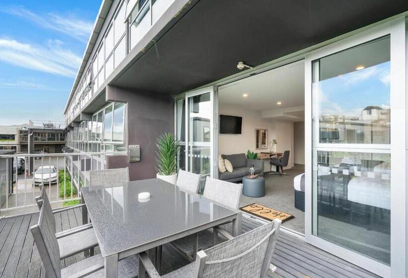 آپارتمان 1 خوابه با بالکن, Southwark Hotel & Apartments