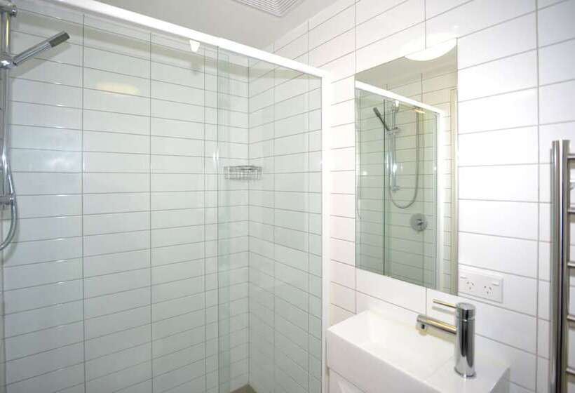Студия Стандарт, Southwark Hotel & Apartments
