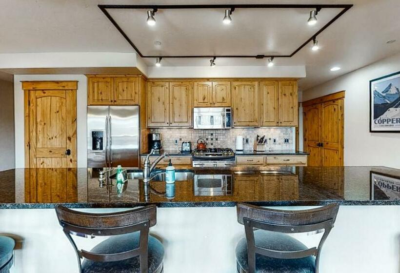 דירת שלושה חדרים, Mountain Retreat On 1st