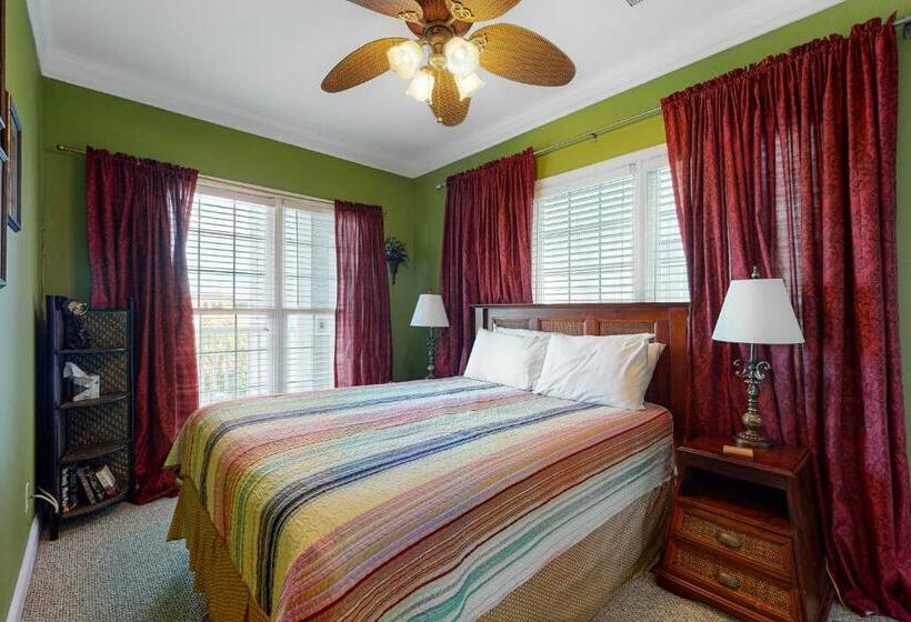 דירת שלושה חדרים, Folly Me To The Beach!