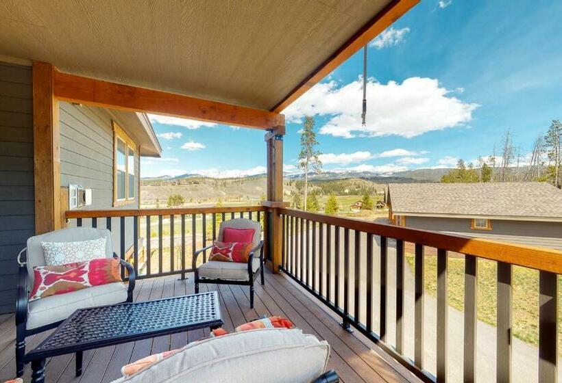 침실 3개 아파트, Fraser Mountain Memories