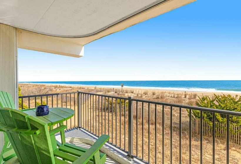 آپارتمان 2 خوابه, Golden Surf