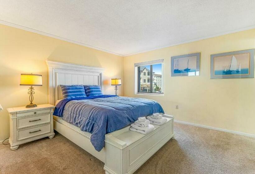 آپارتمان 2 خوابه, Golden Surf