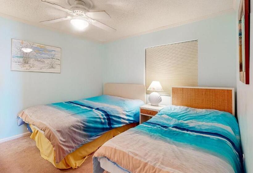 آپارتمان 1 خوابه, Golden Surf